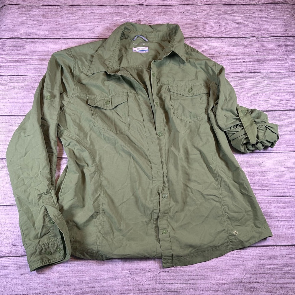 Columbia Olive Casual Button-Down Shirt